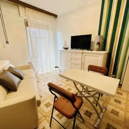 Duca - Garden & Seaview Apartment