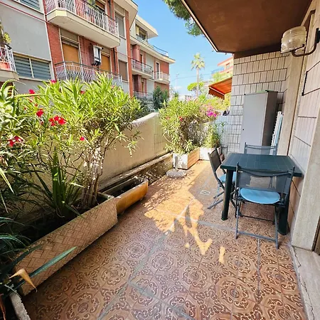 Duca - Garden & Seaview Apartment *