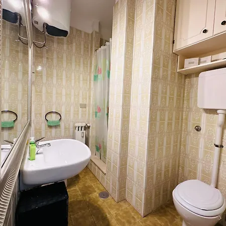 Appartamento Duca A Per 4 Persone Giardino Vista Mare Gorgeous 1 Bed Flat With Garden! *
