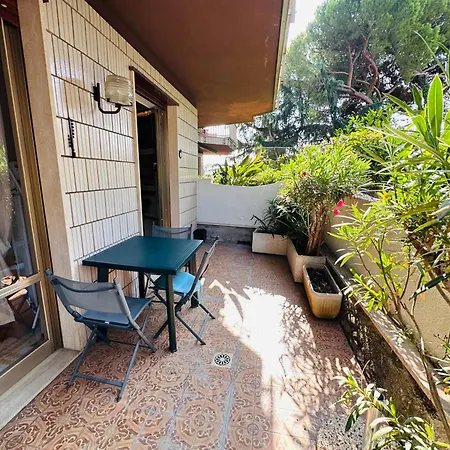 Duca - Garden & Seaview Apartment *